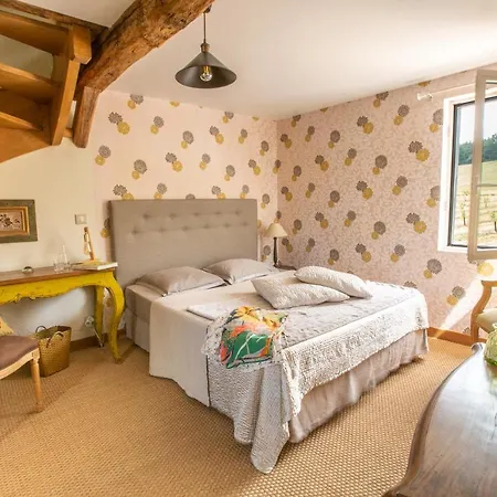 La Maison De Leopold Oda ve Kahvaltı Terrasson