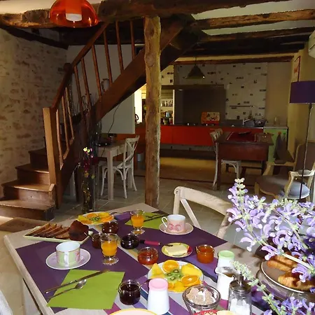 Oda ve Kahvaltı La Maison De Leopold 4*