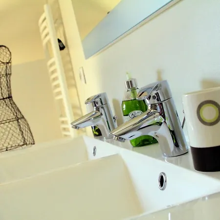 La Maison De Leopold Oda ve Kahvaltı Terrasson