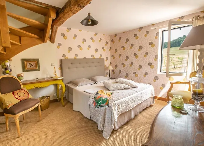 La Maison De Leopold Frühstückspension Terrasson