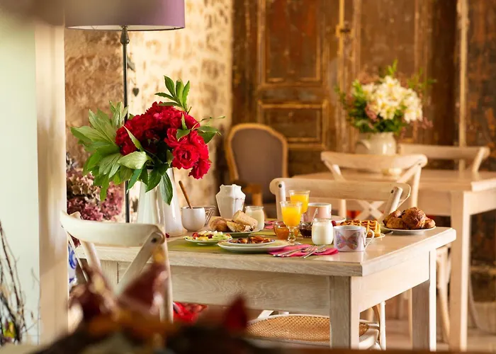 La Maison De Leopold Frühstückspension Terrasson