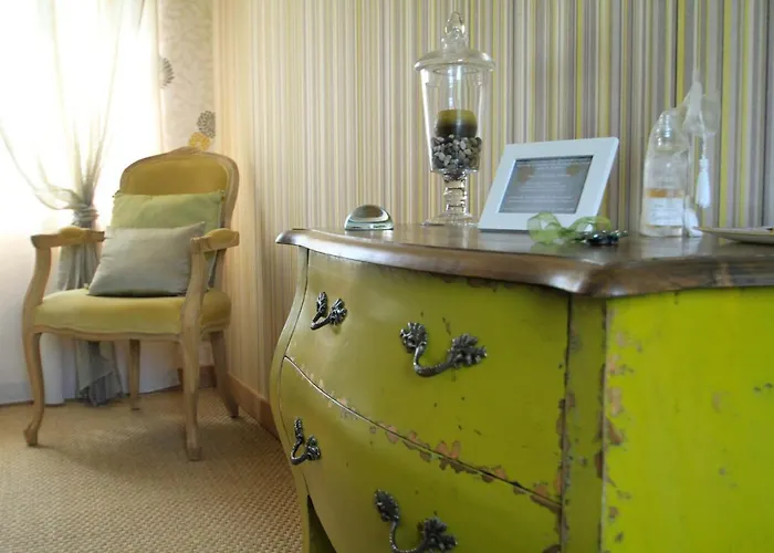 La Maison De Leopold Frühstückspension